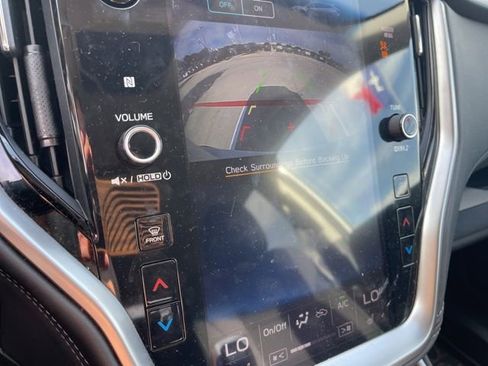 Used 2021 Subaru Outback Premium AWD/4WD image 11
