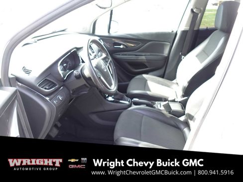 Used 2022 Buick Encore Preferred w/ Safety Package image 12