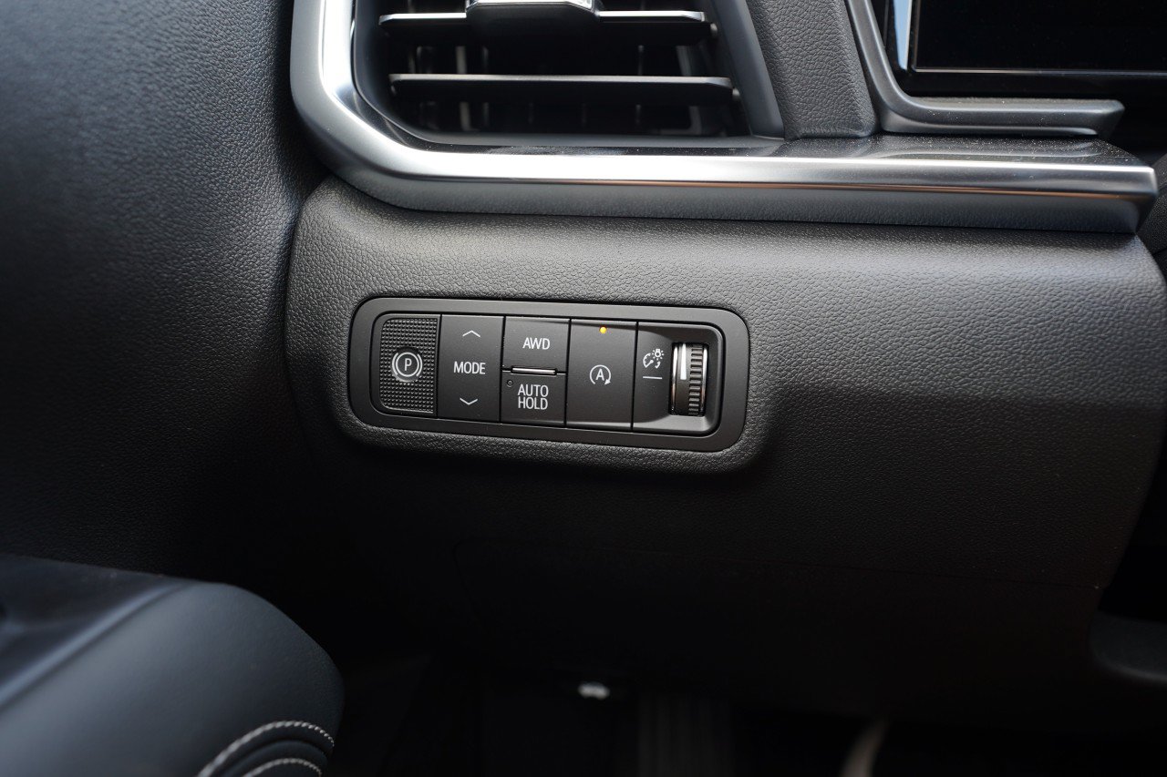 New 2027 GMC Terrain Elevation AWD/4WD image 16