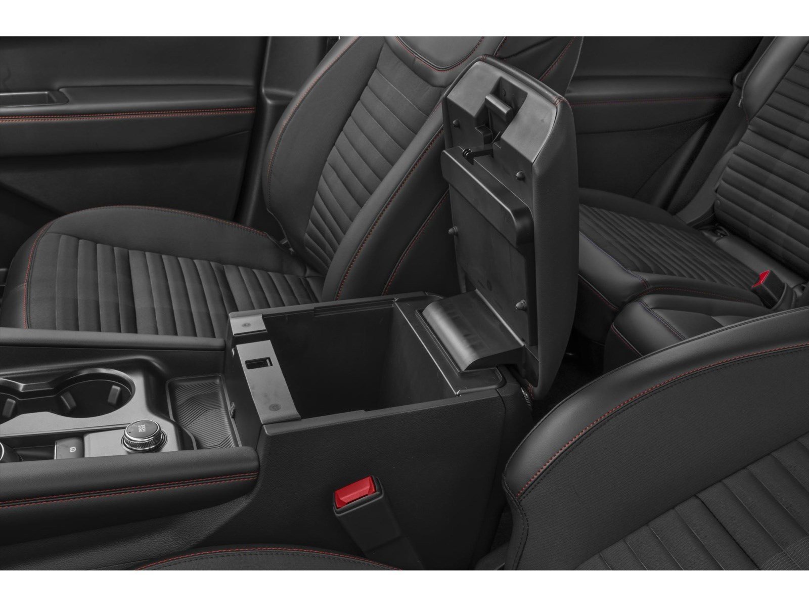 Used 2026 Ford Explorer ST-Line w/ ST-Line Street Pack RWD image 9