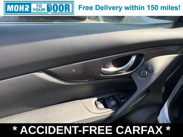 Used 2019 Nissan Rogue SV FWD image 13
