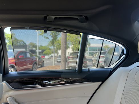 Certified 2023 BMW 530i w/ Premium Package RWD image 42