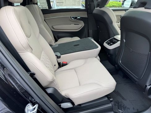 New 2026 Volvo XC90 B6 Plus w/ Protection Package Premier AWD/4WD image 13