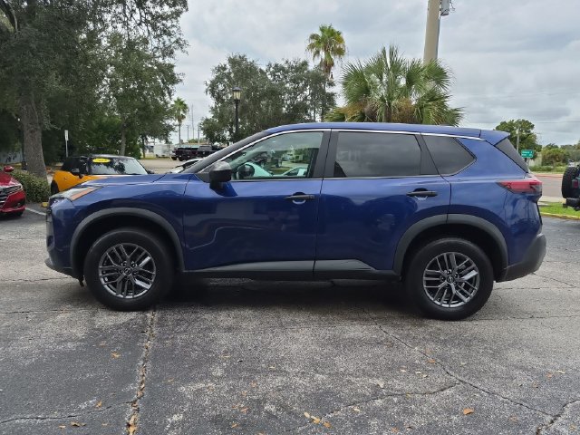Used 2023 Nissan Rogue S AWD/4WD image 8