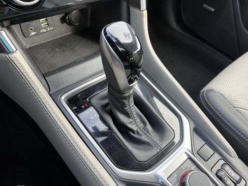 Certified 2024 Subaru Forester Limited image 19