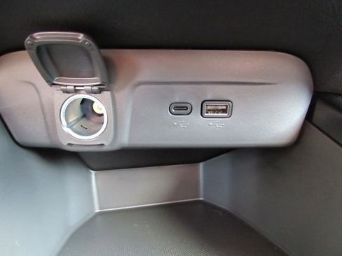 New 2026 Chevrolet Trax LT image 21