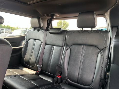 Used 2024 Jeep Wagoneer Series II AWD/4WD image 22