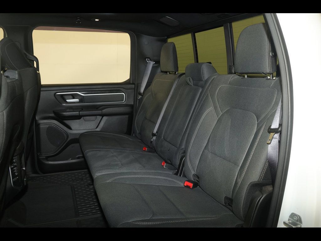 Used 2022 RAM 1500 Big Horn AWD/4WD image 16