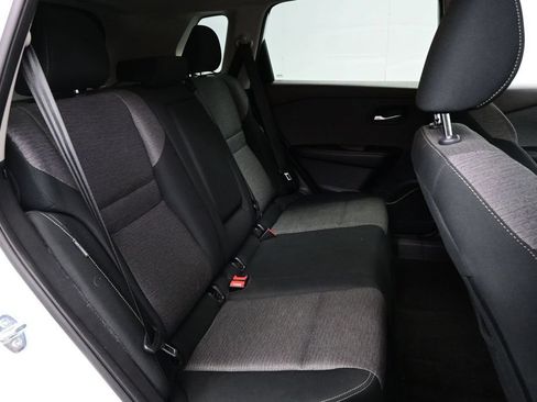 Used 2023 Nissan Rogue SV FWD image 30