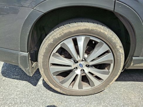 Used 2019 Subaru Ascent Limited w/ Popular Package #2A AWD/4WD image 10