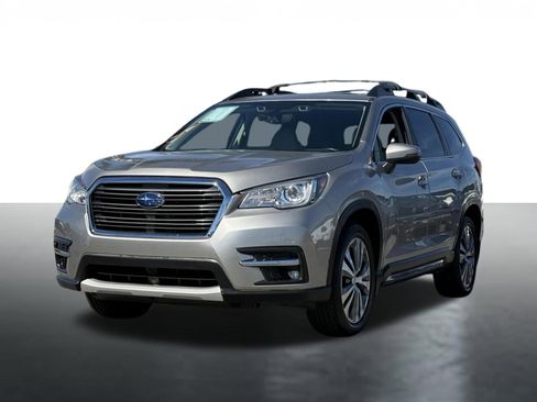 Used 2020 Subaru Ascent Limited w/ Technology Package image 4