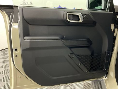 New 2026 Ford Bronco Outer Banks AWD/4WD image 12