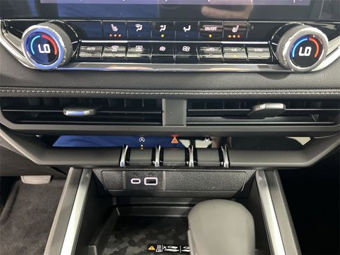 New 2026 Chevrolet Colorado LT w/ LT Convenience Package image 17