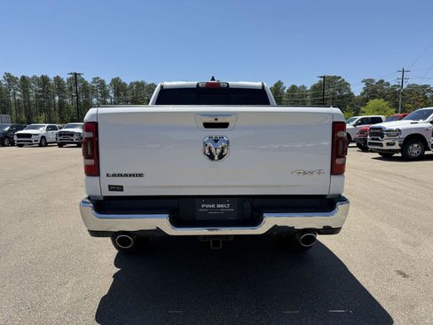 Used 2022 RAM 1500 Laramie AWD/4WD image 5