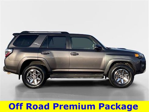 Used 2023 Toyota 4Runner TRD Off-Road Premium image 7