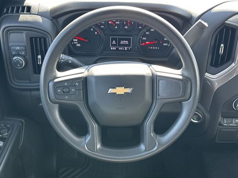 Certified 2025 Chevrolet Silverado 1500 Custom image 24