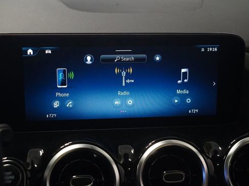 New 2026 Mercedes-Benz GLA 250 GLA 250 image 24