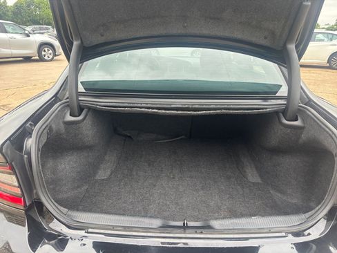 Used 2022 Dodge Charger SXT RWD image 32