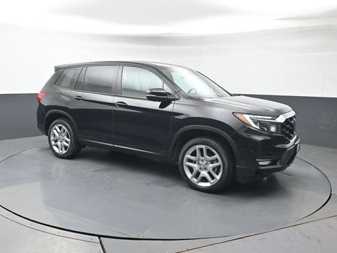 Used 2024 Honda Passport EX-L image 8