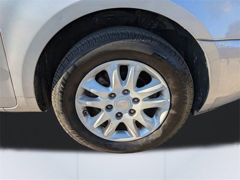 Used 2008 Kia Sedona EX image 11