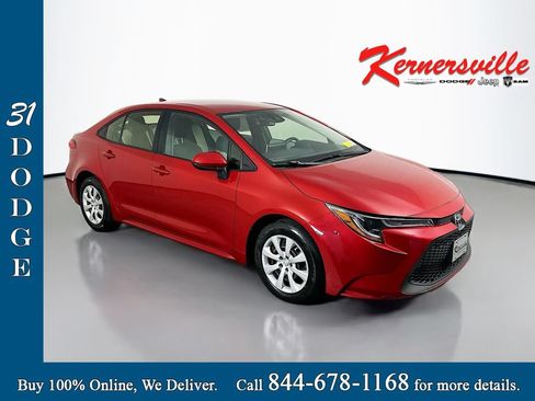 Used 2021 Toyota Corolla LE FWD image 1
