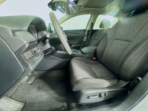 Certified 2025 Honda Accord SE image 29