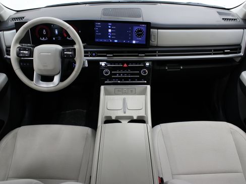 Used 2025 Hyundai Santa Fe SE FWD image 28