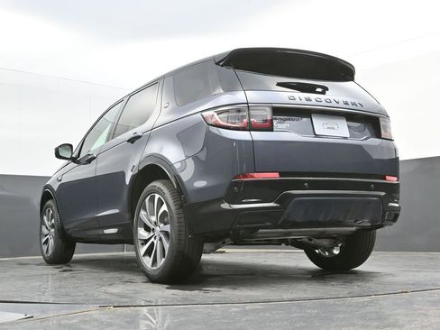 Used 2025 Land Rover Discovery Sport Dynamic SE image 31