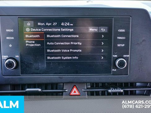 Used 2025 Kia Sportage LX FWD image 35