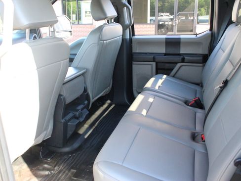 Used 2022 Ford F350 XL w/ STX Appearance Package AWD/4WD image 22