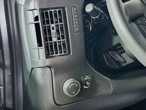 Used 2017 Chevrolet Express 2500 LT w/ LT Preferred Equipment Group image 11