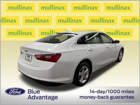Used 2023 Chevrolet Malibu LT image 3