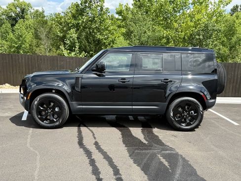 New 2025 Land Rover Defender 110 S image 2