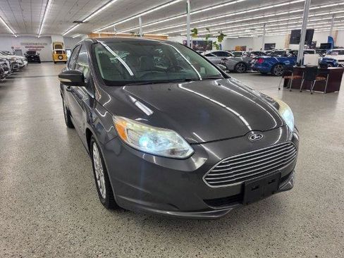 Used 2016 Ford Focus Electric Hatchback FWD image 4