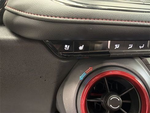 Certified 2023 Chevrolet Blazer RS w/ Driver Confidence II Package image 34