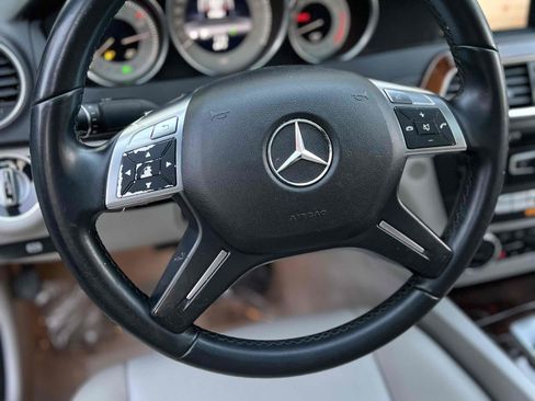 Used 2013 Mercedes-Benz C 250 Sedan w/ Premium 1 Pkg image 22