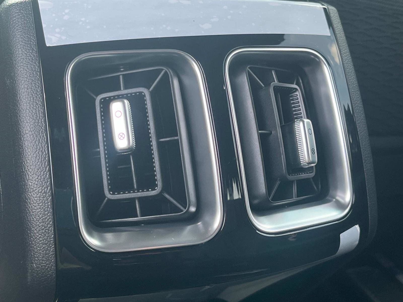 New 2025 Kia Sorento SX Prestige AWD/4WD image 40