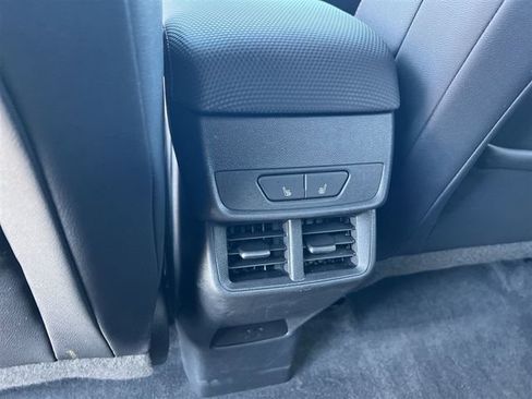 Used 2025 Chevrolet Equinox RS w/ Convenience Package III FWD image 20