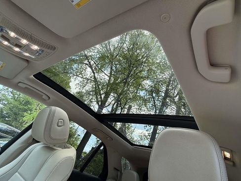 Used 2020 Mercedes-Benz GLE 350 4MATIC image 29