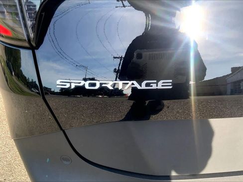 Certified 2026 Kia Sportage EX w/ EX Panorama Roof Package AWD/4WD image 30