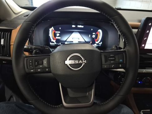 New 2026 Nissan Pathfinder Platinum AWD/4WD image 13