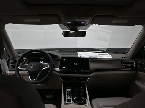 New 2026 Volkswagen Atlas SEL AWD/4WD image 10