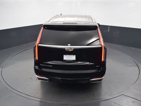 Used 2021 Cadillac Escalade Premium Luxury image 49