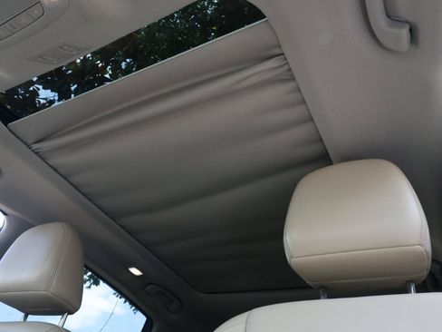 Used 2020 Nissan Murano SL w/ Moonroof Package AWD/4WD image 15