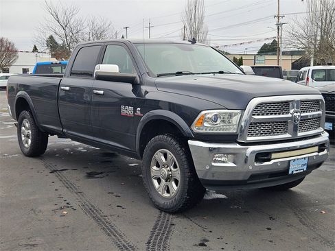 Used 2018 RAM 2500 Laramie image 8
