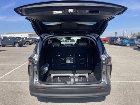 Certified 2026 Toyota Sienna XLE image 21
