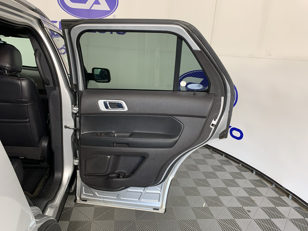 Used 2012 Ford Explorer Limited FWD image 35