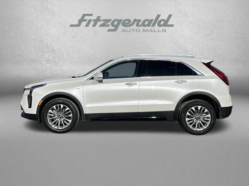 Certified 2024 Cadillac XT4 Premium Luxury image 4