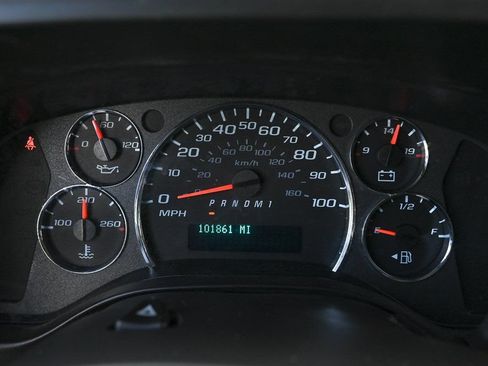 Used 2022 Chevrolet Express 3500 Extended w/ Driver Convenience Package RWD image 21