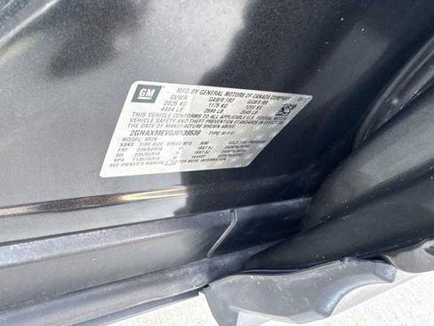 Used 2018 Chevrolet Equinox Premier image 24